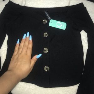 black shoulderless croptop with bottons size small